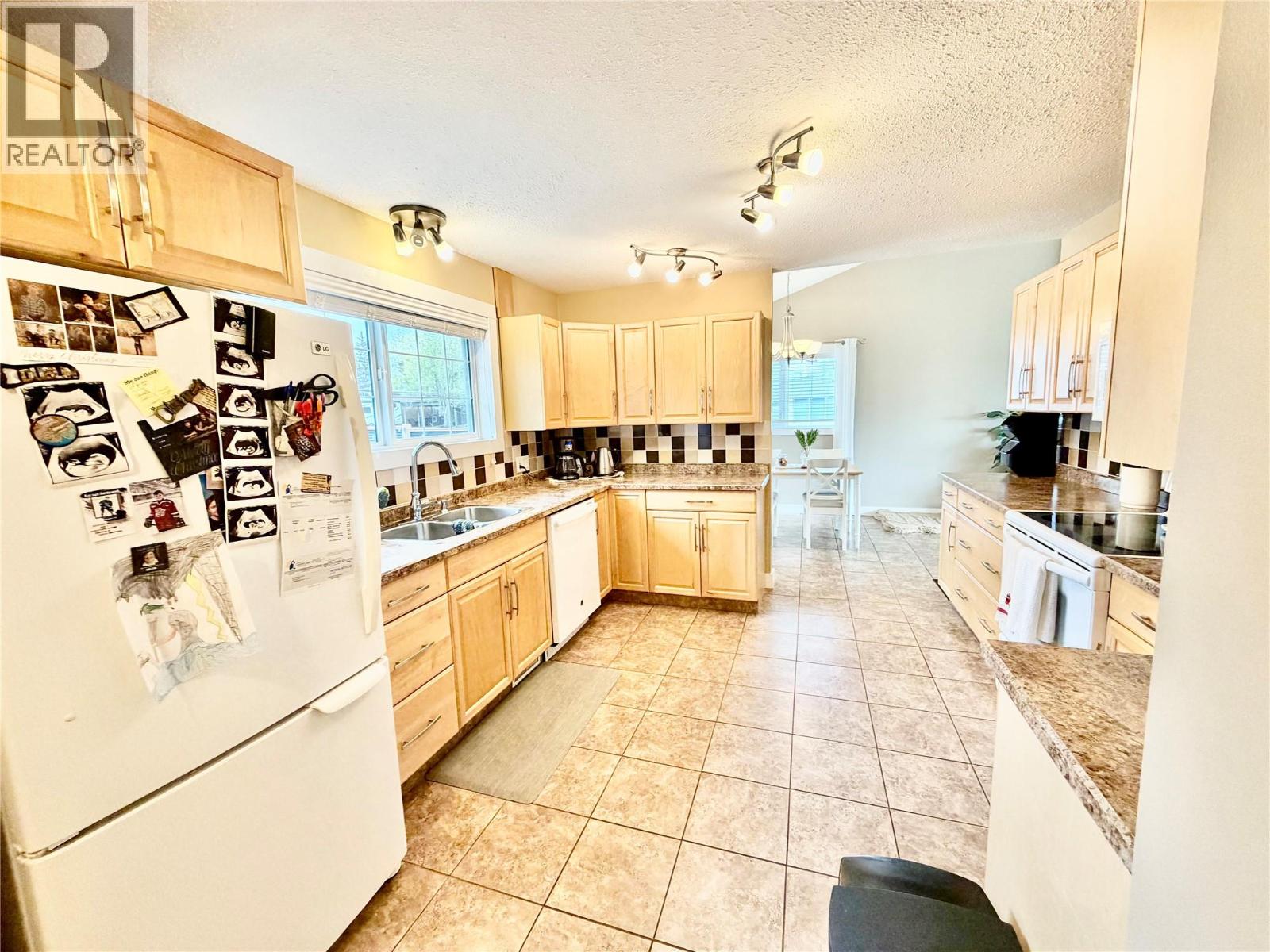 1300 93 Avenue, Dawson Creek