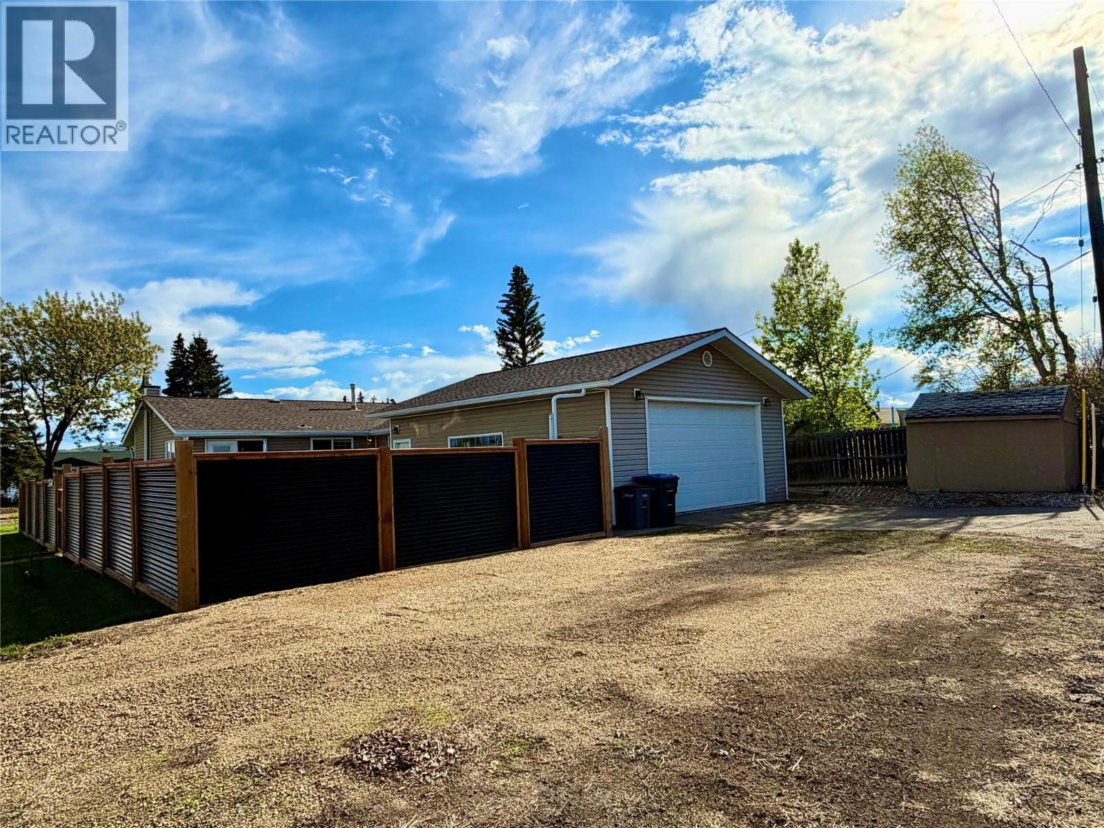 1300 93 Avenue, Dawson Creek
