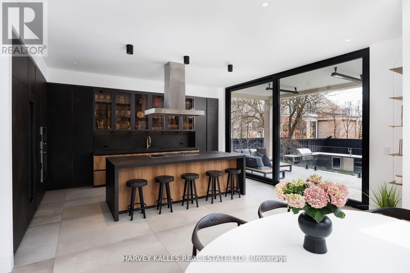 5 DEWBOURNE AVENUE - 12