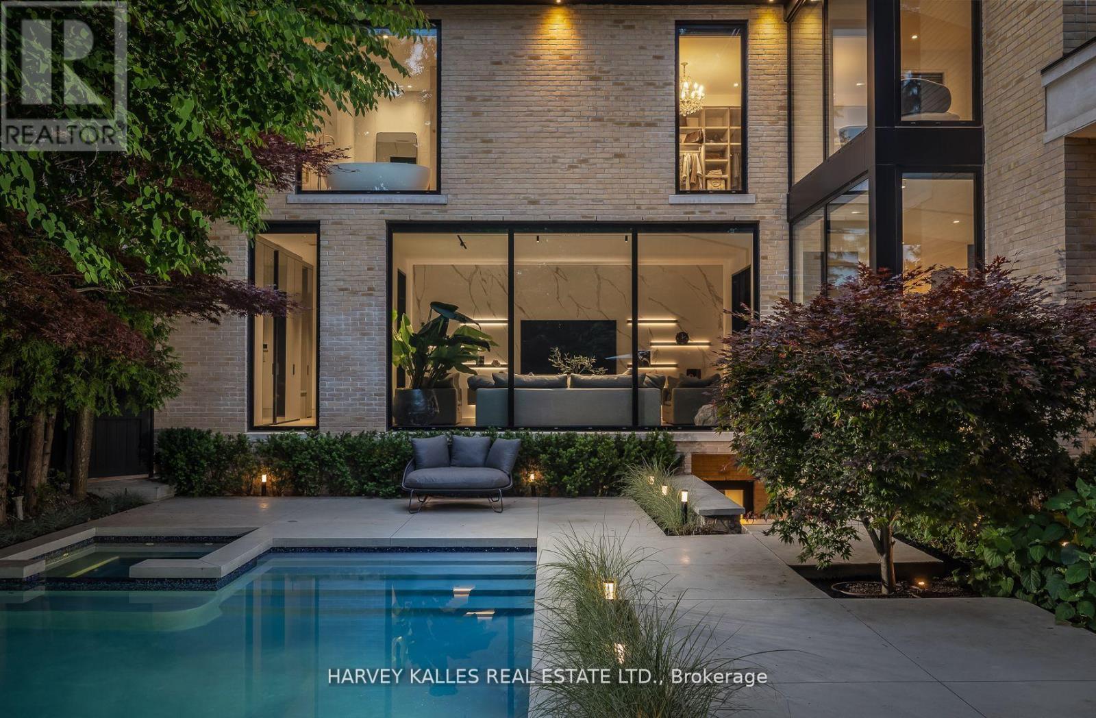 5 DEWBOURNE AVENUE - 49