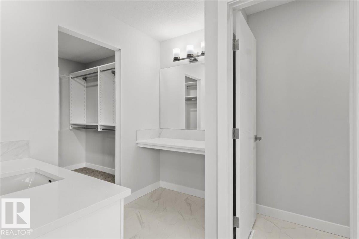 2624 206 ST NW - 39