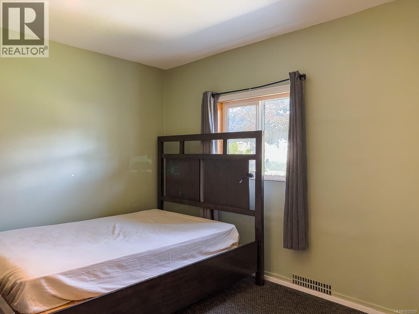 2544 8th Ave, Port Alberni