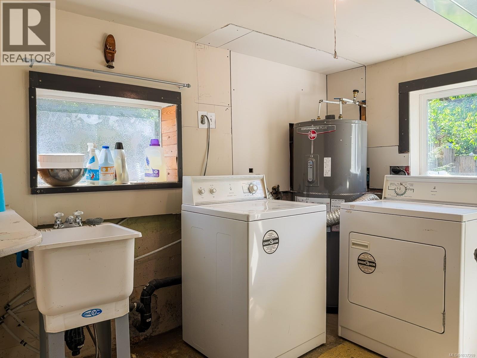 2544 8th Ave - 22