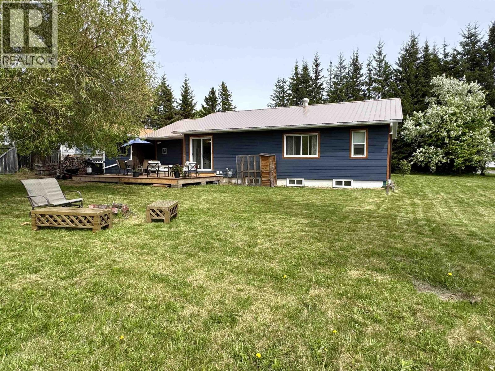 3769 15TH AVENUE - 37