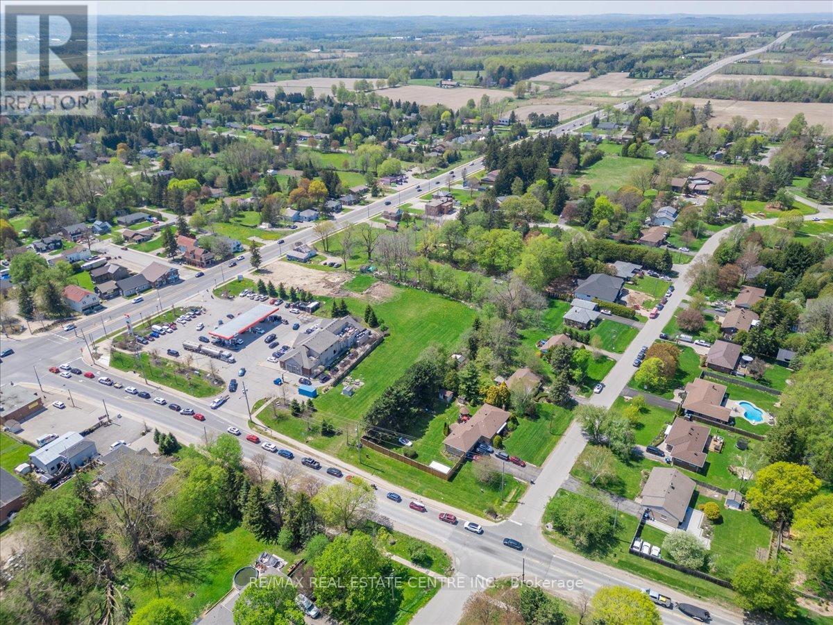 6 MAPLE GROVE ROAD - 49