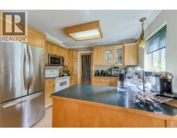 Dining nook - 5000 Beaver Harbour Rd, Port Hardy, BC V0N2P0 Photo 9