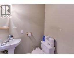 Bathroom - 5000 Beaver Harbour Rd, Port Hardy, BC V0N2P0 Photo 11