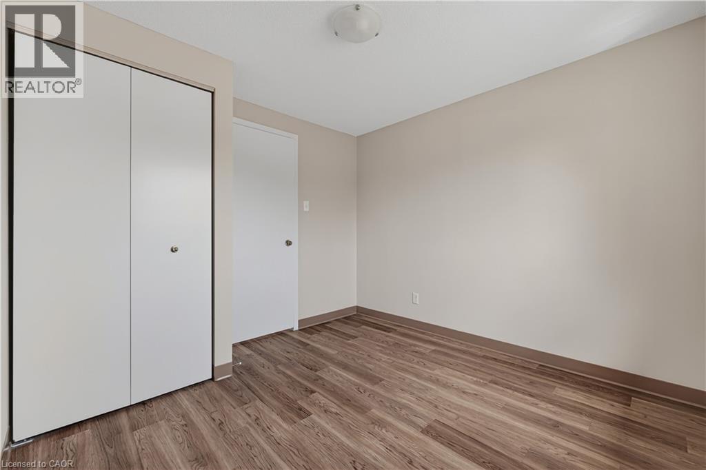 62 CATHERINE Street - 23