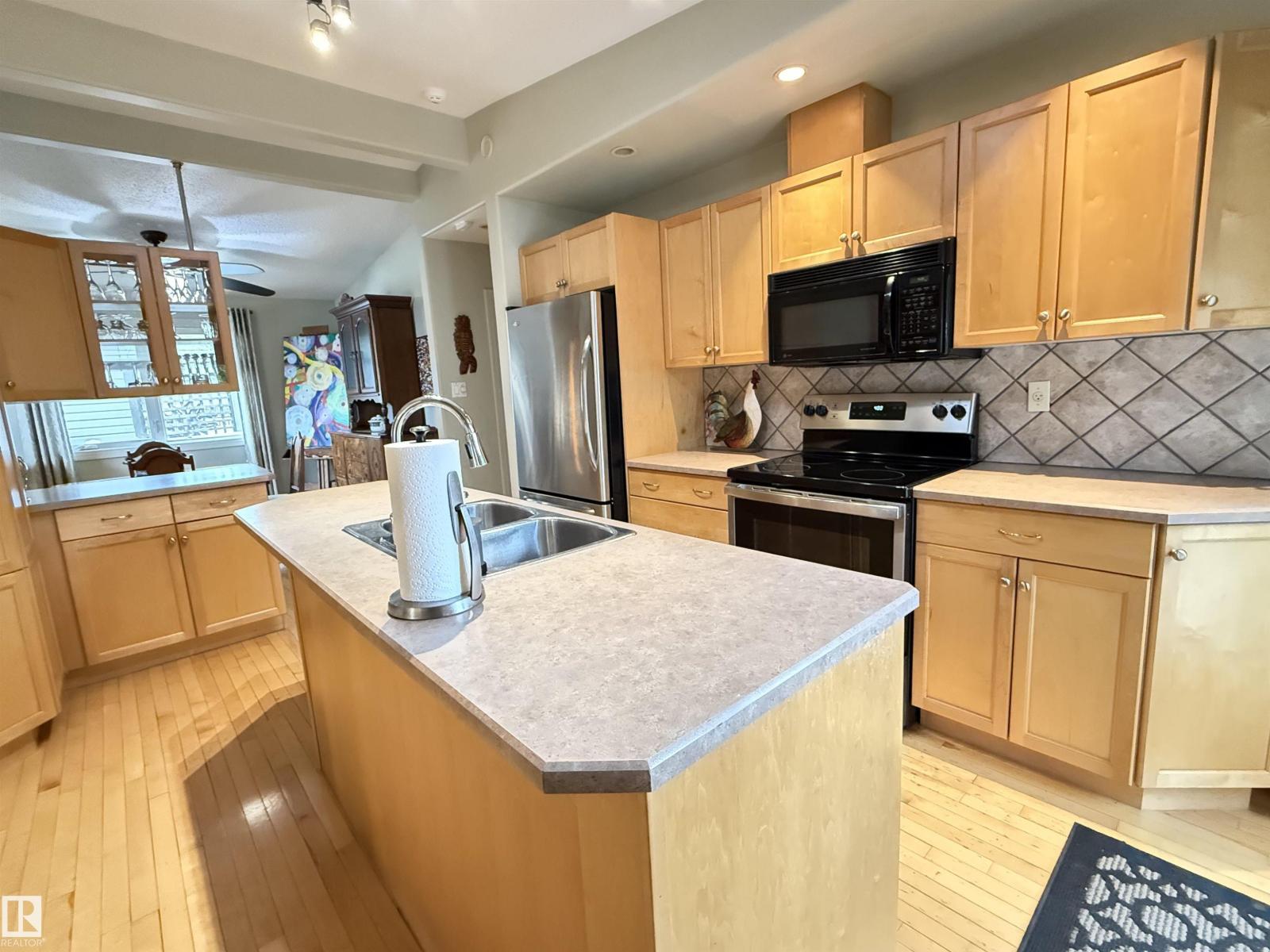 10648 ROWLAND RD NW — photo 12