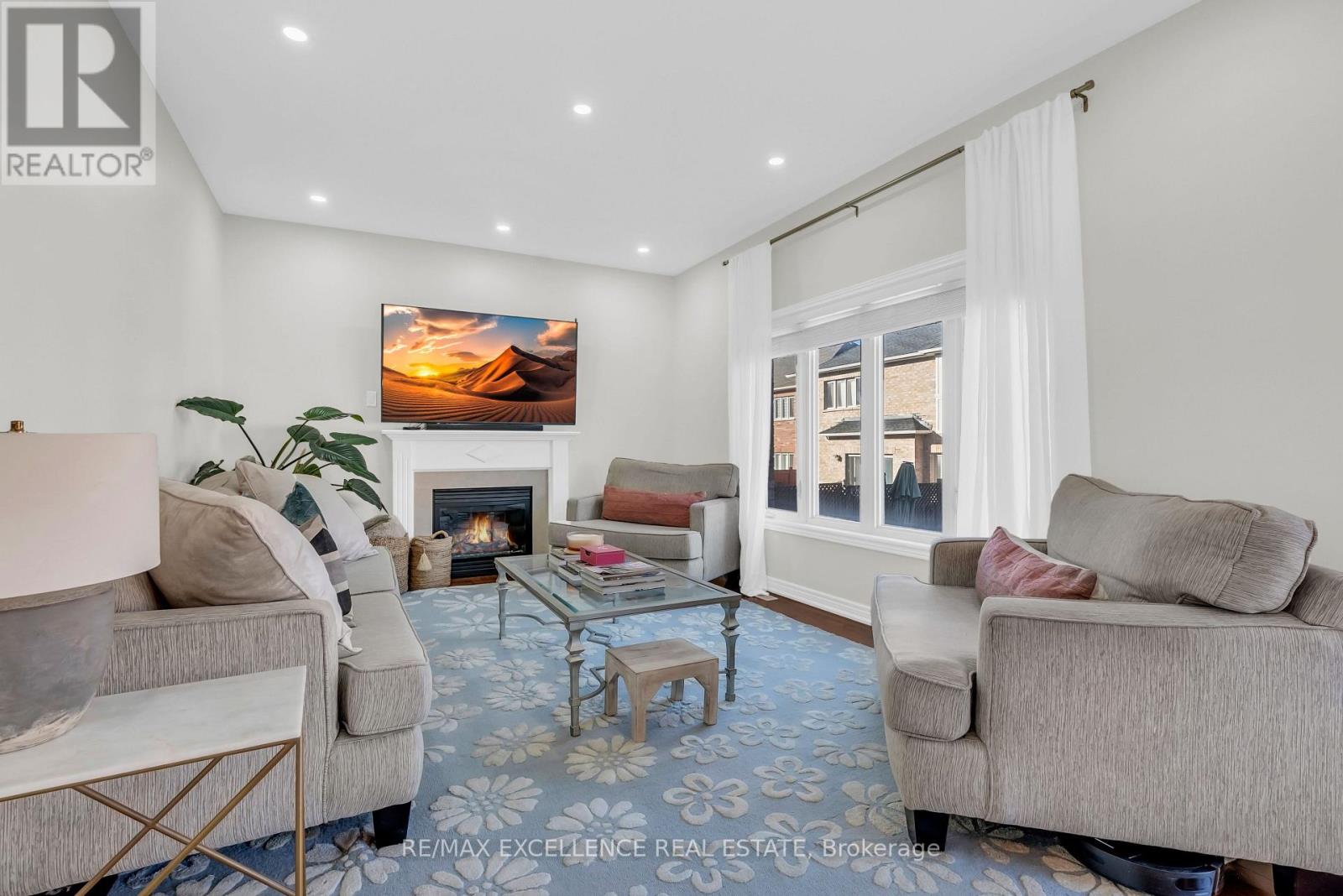 40 IMPERIAL LAKES DRIVE - 9