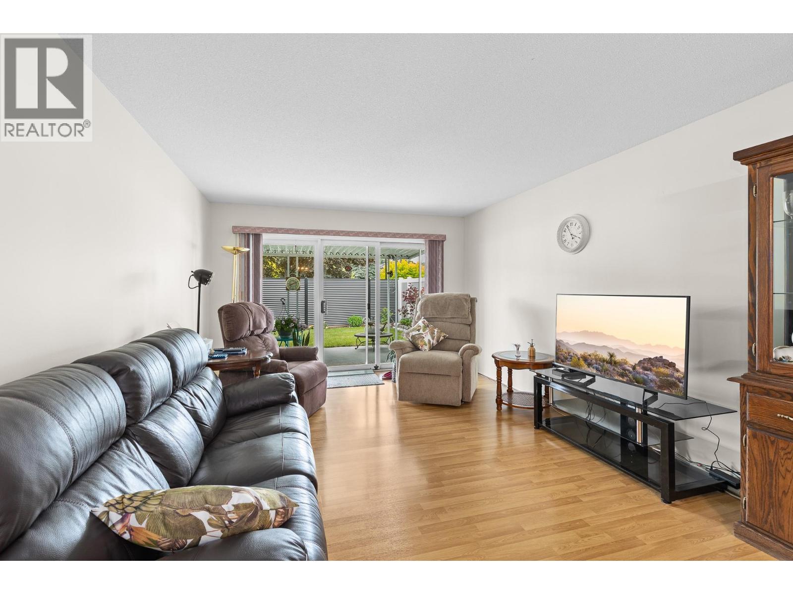 #30 3900 27 Avenue - 17