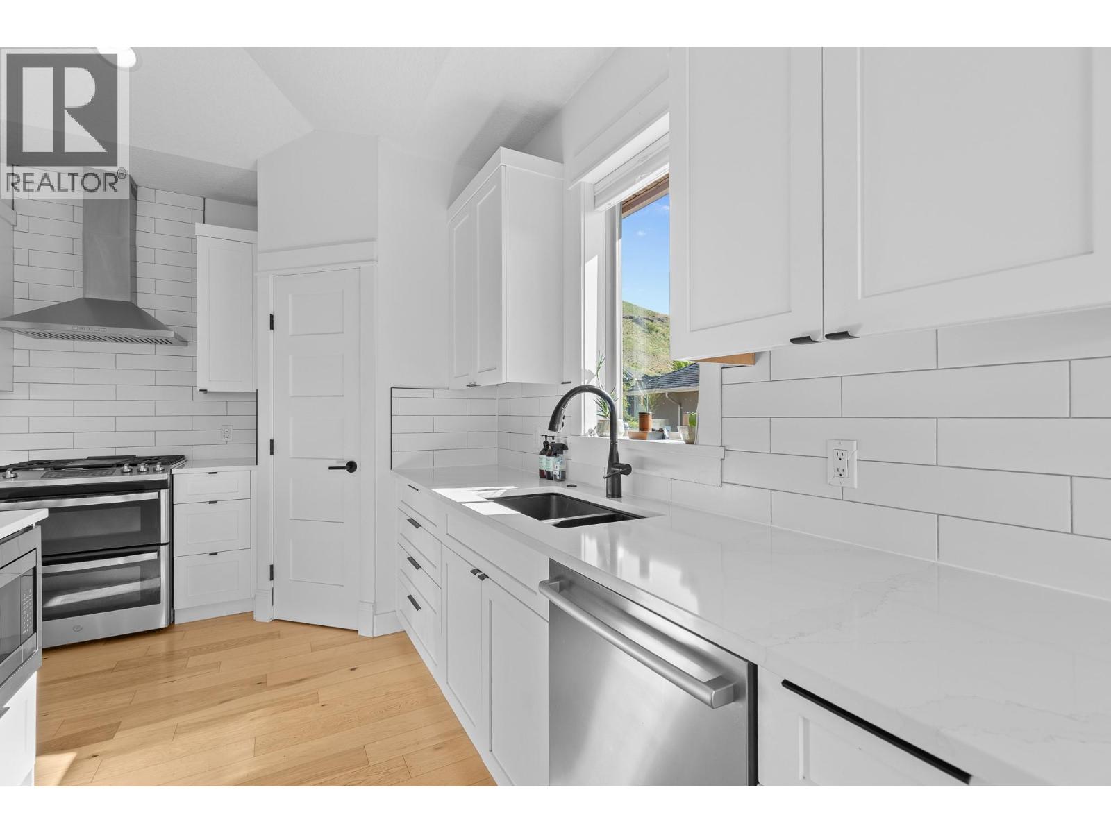 514 Mt. Tanner Place - 22