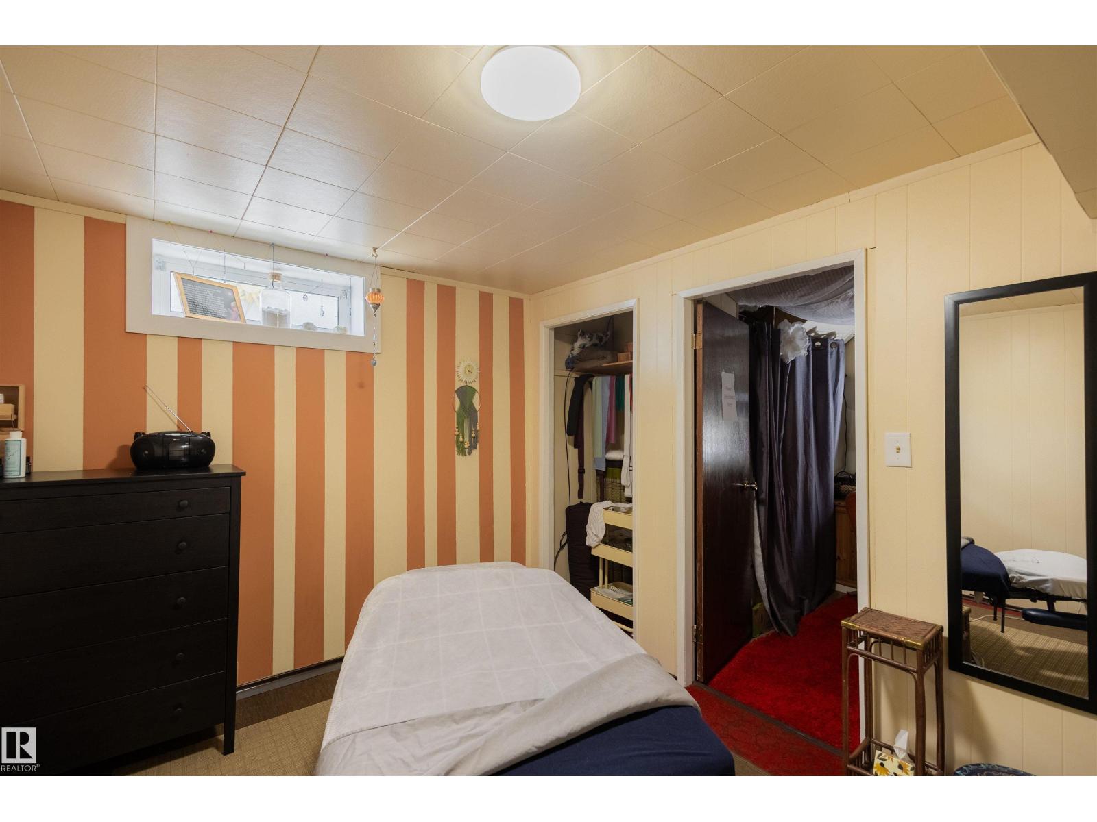 5931 138 AV NW - 24