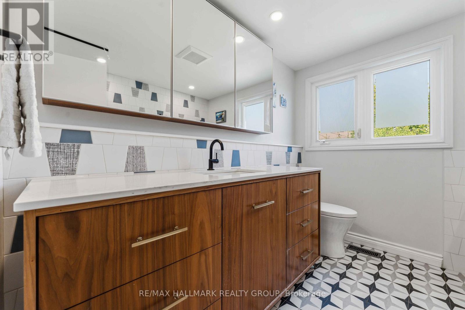 1119 CAMEO DRIVE - 24