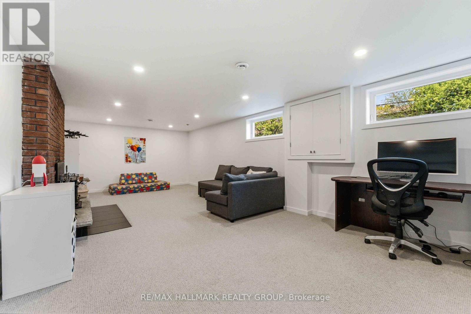 1119 CAMEO DRIVE - 35