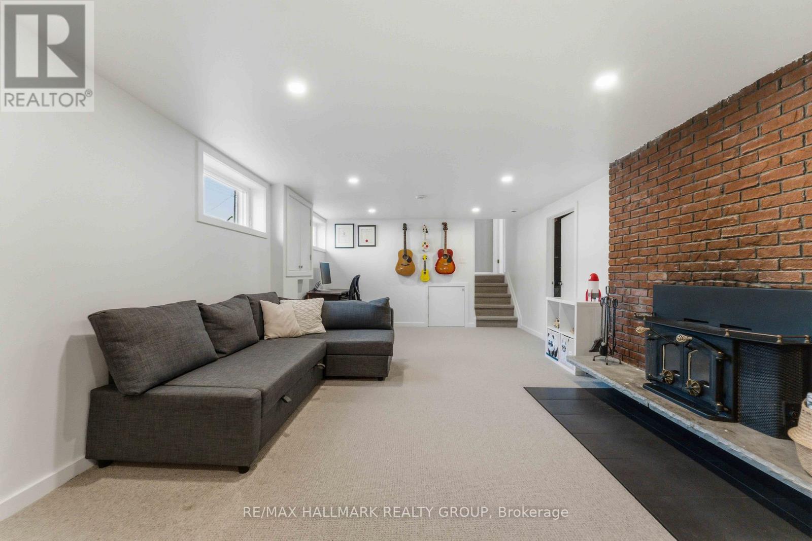 1119 CAMEO DRIVE - 38