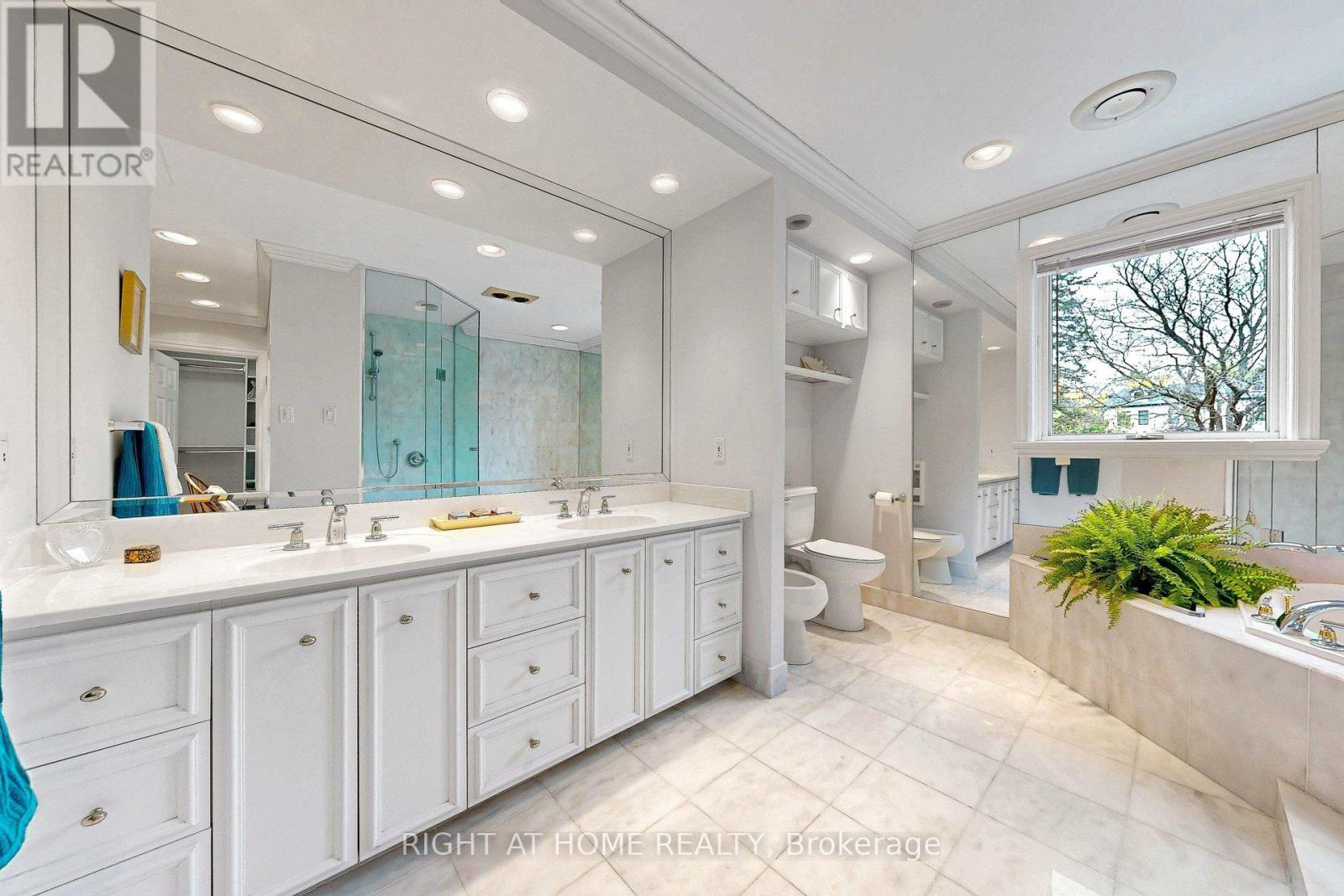 566 SUNSET BEACH ROAD - 26