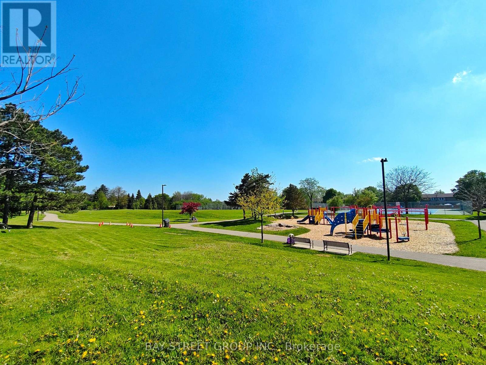 #51 6625 FALCONER DRIVE - 36