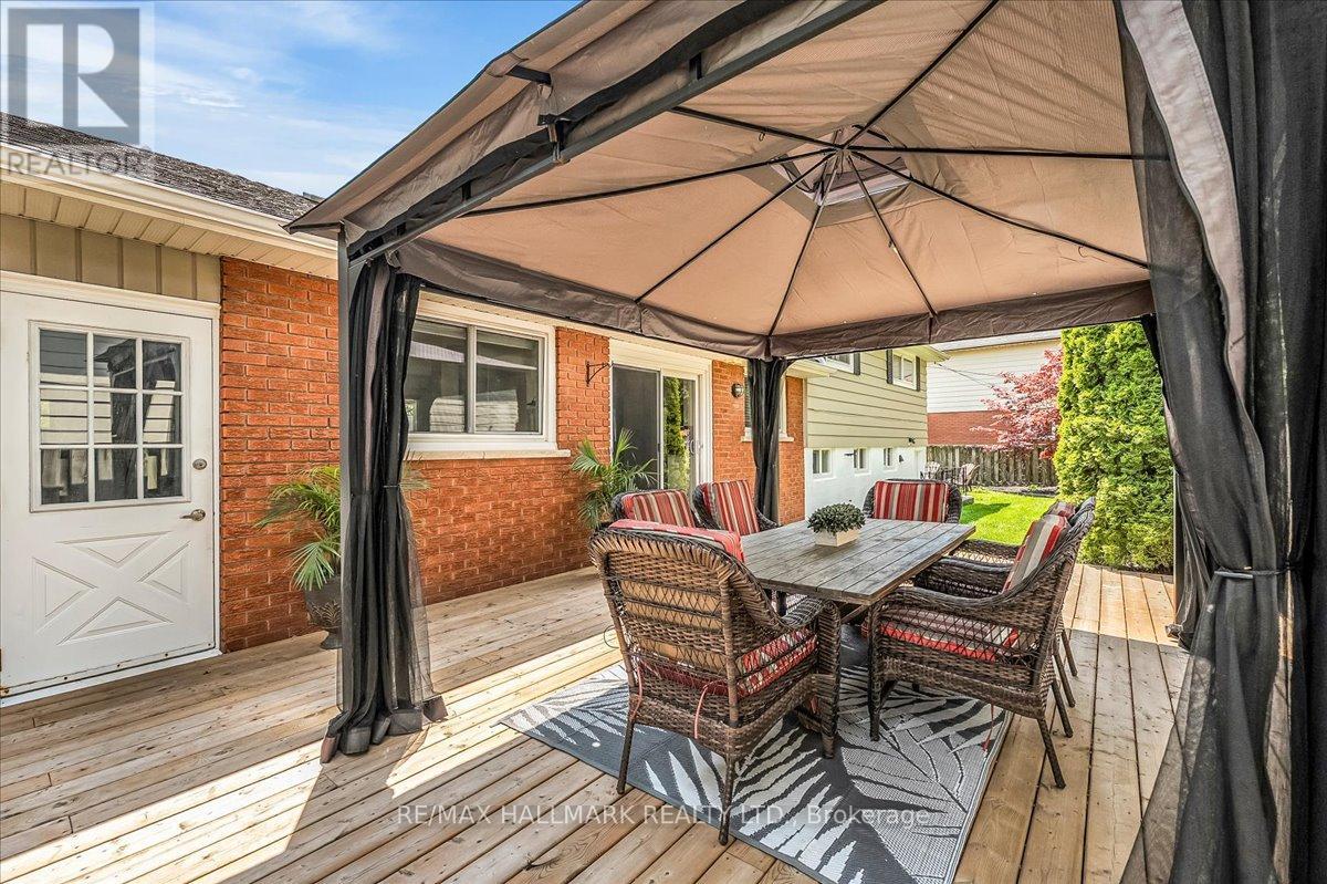 370 DUNLOP CRESCENT - 38
