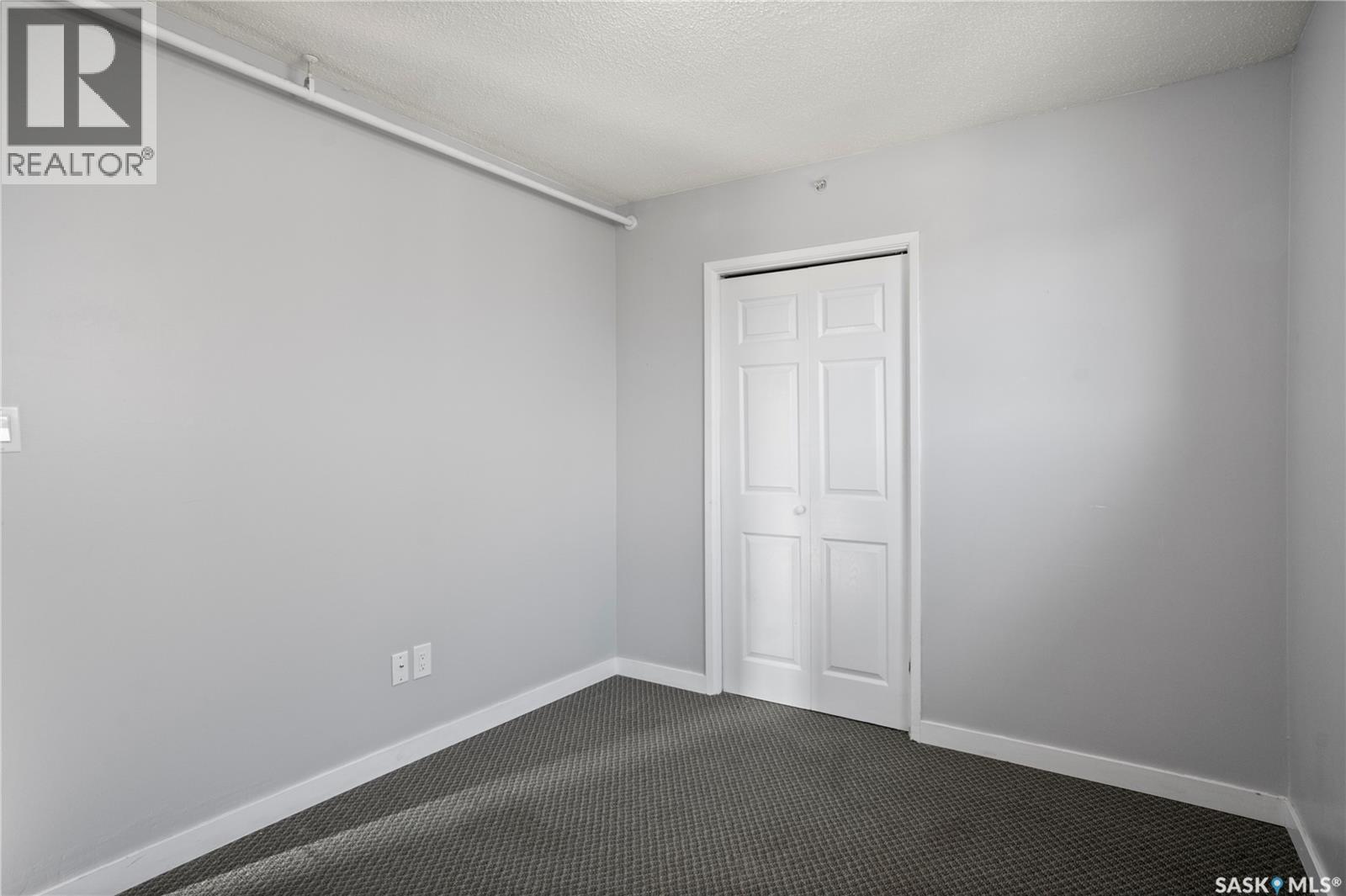 540 Wascana STREET - 30