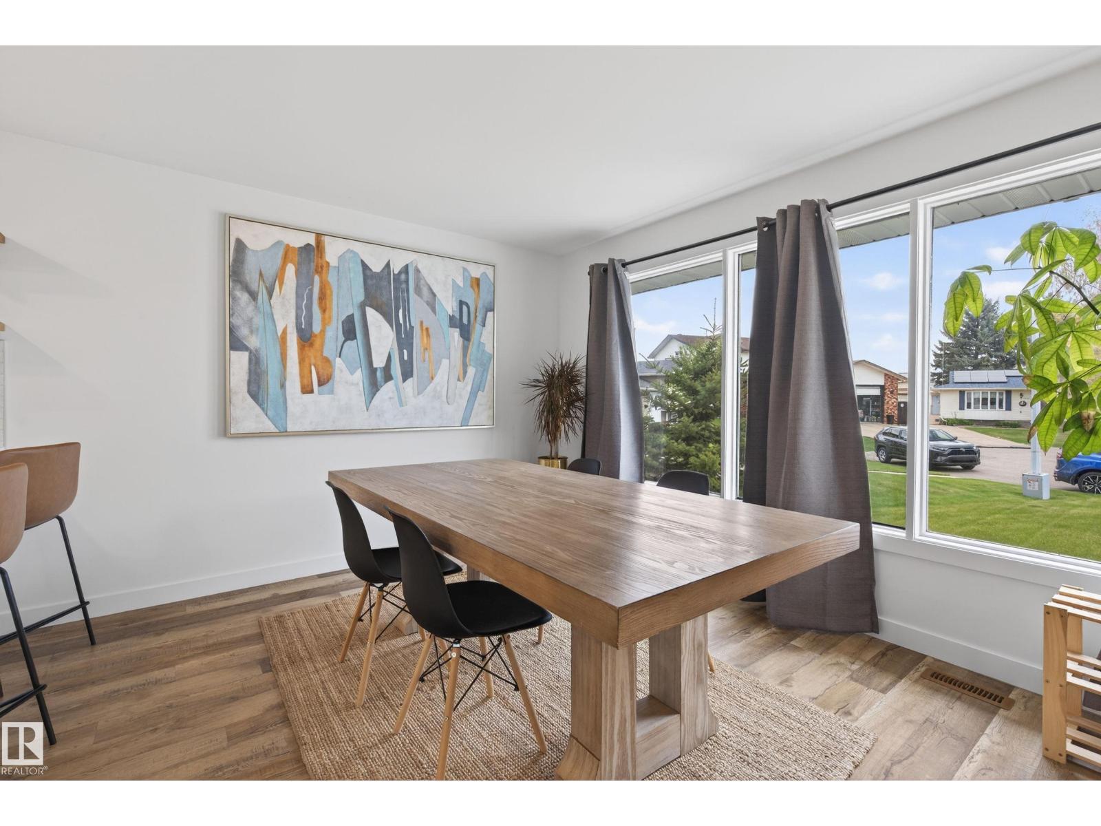 3232 145 AV NW - 5