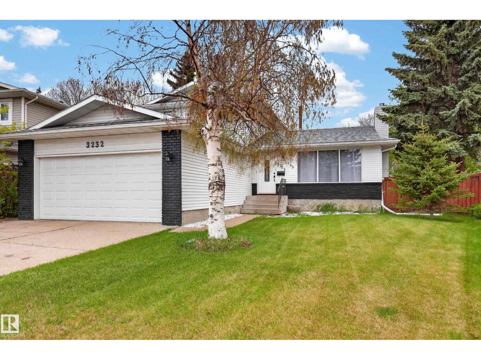 3232 145 AV NW - 1