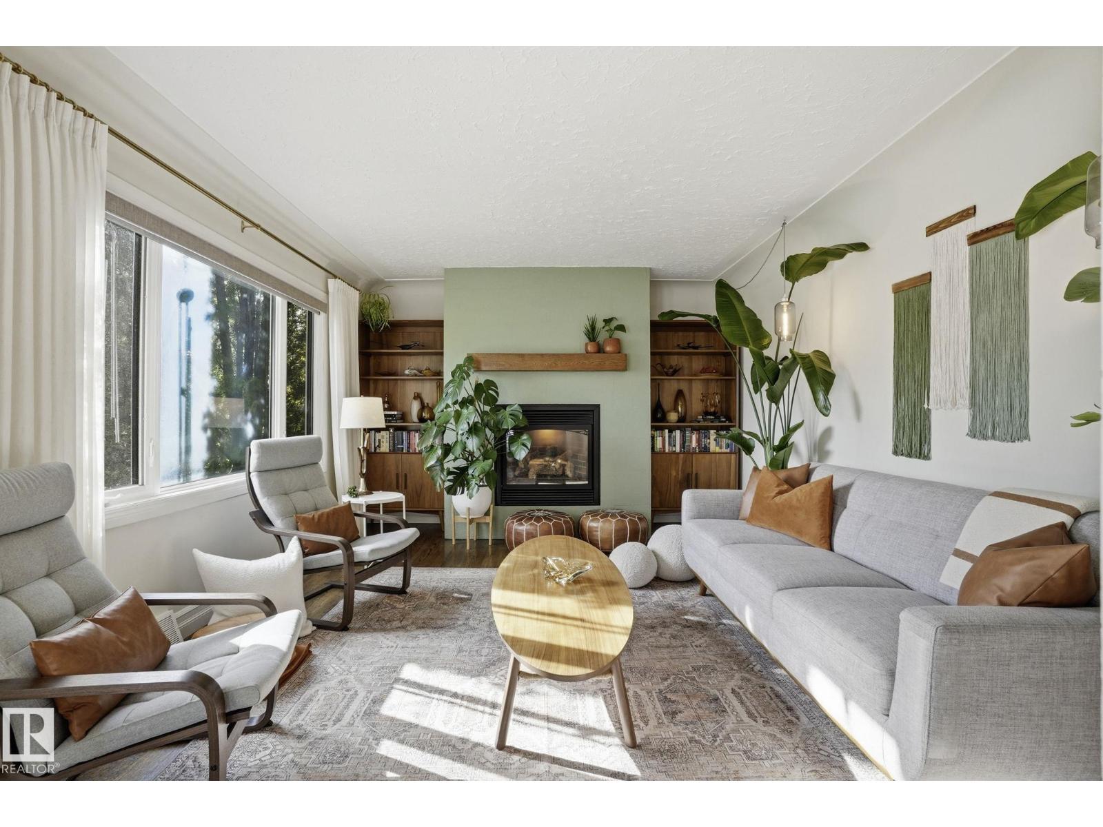 4 Langley Dr - 4