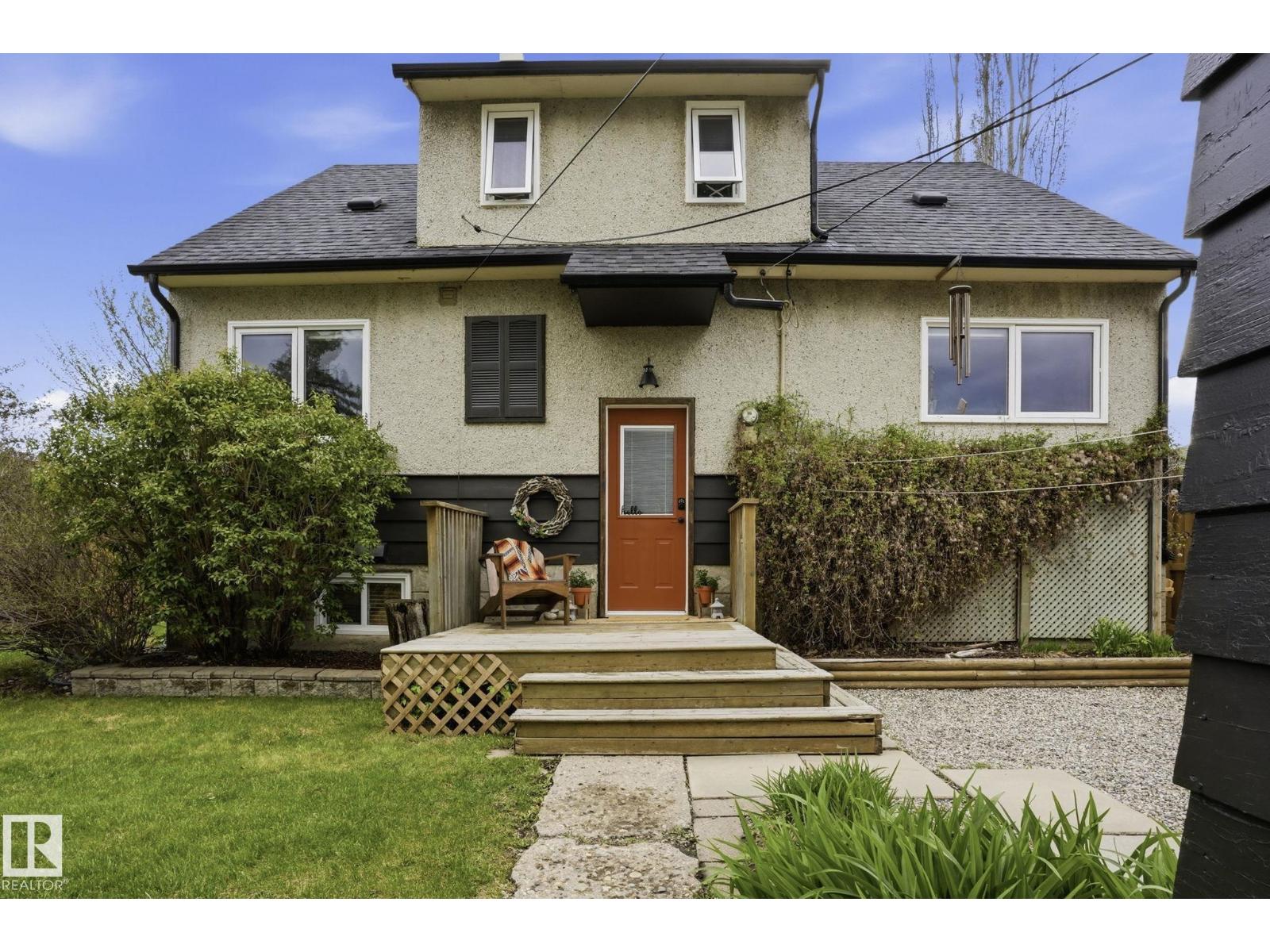 4 Langley Dr - 34