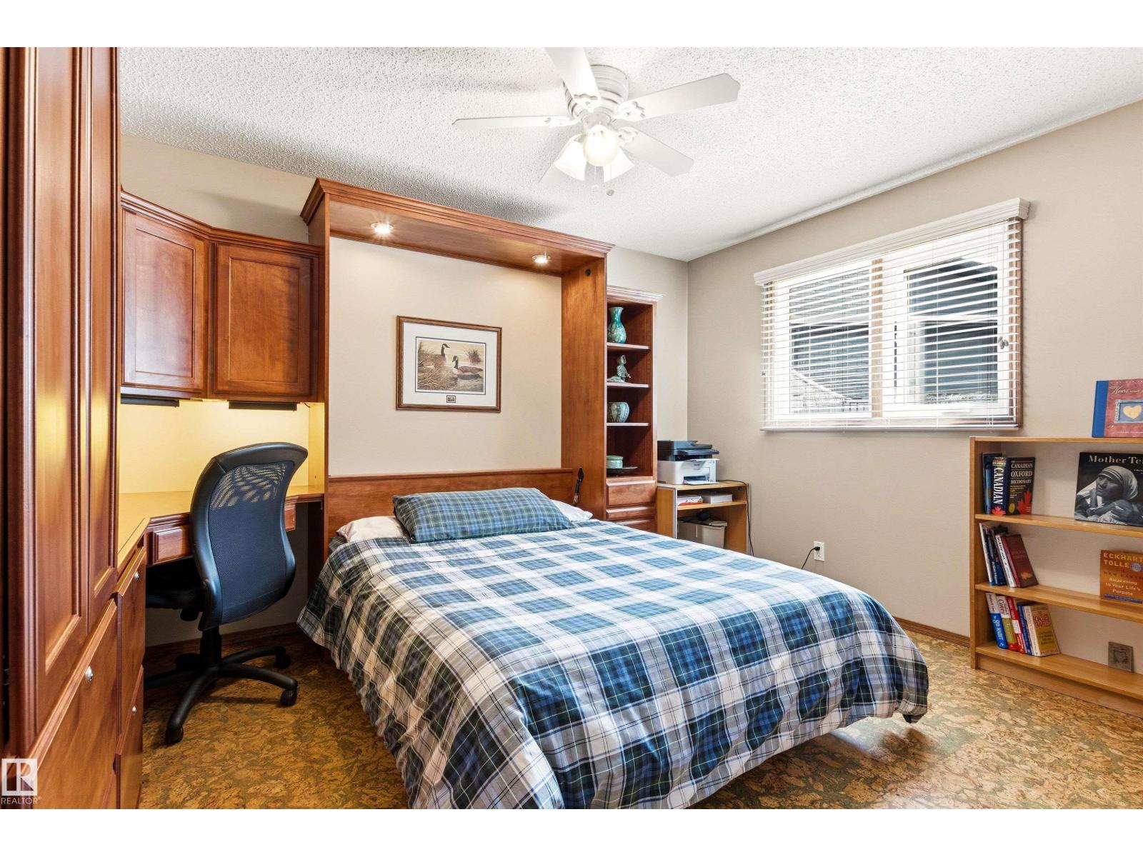 7 WESTVIEW PL - 21