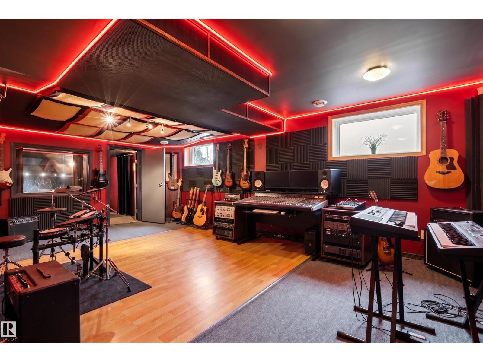 7 WESTVIEW PL - 37