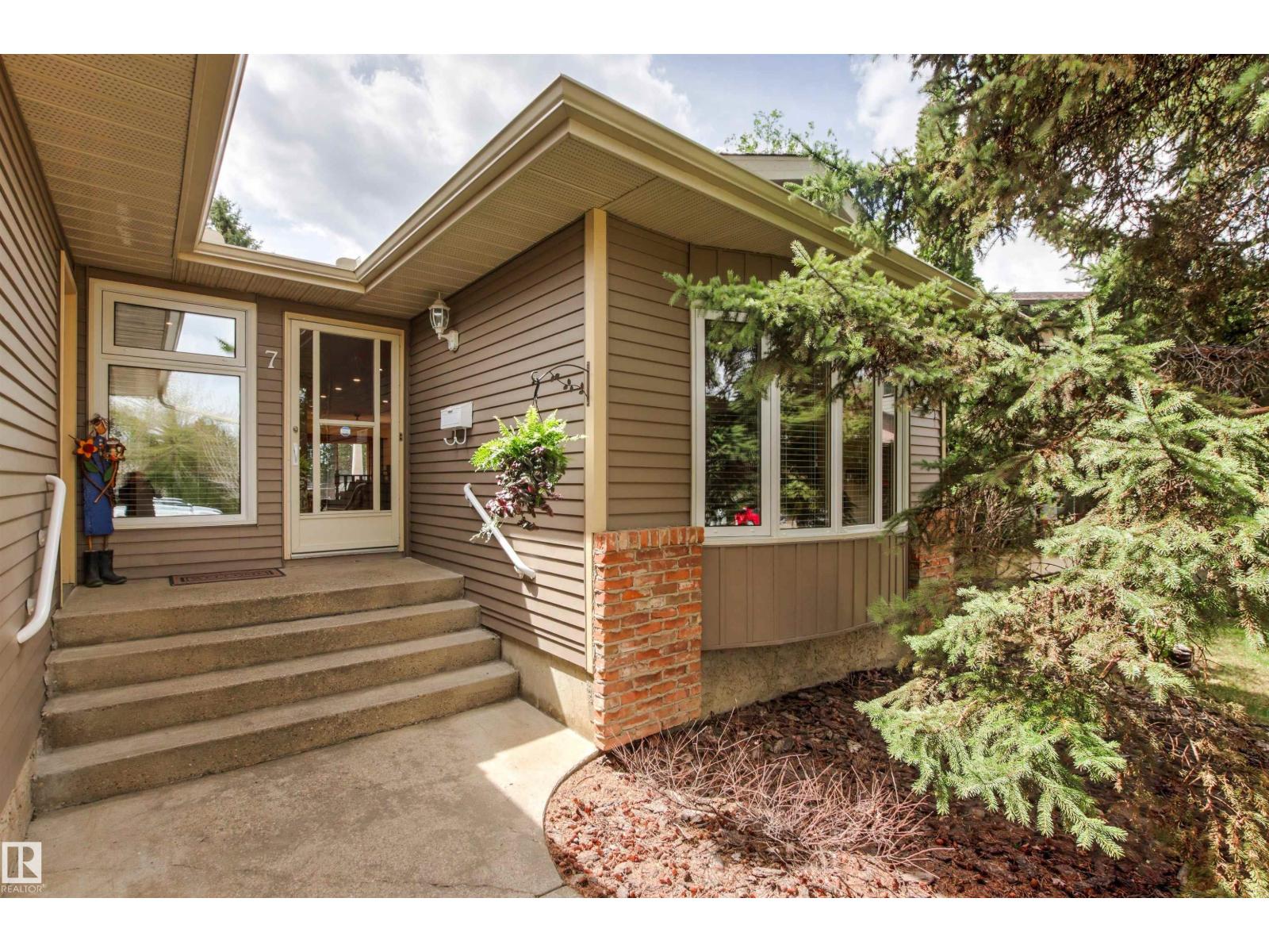 7 WESTVIEW PL - 7