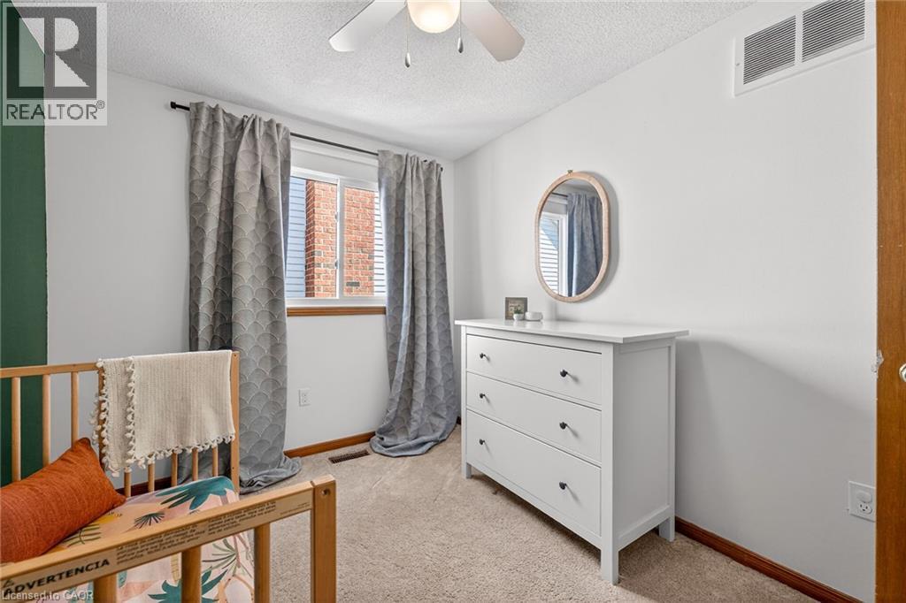 22 VANCE Crescent - 23