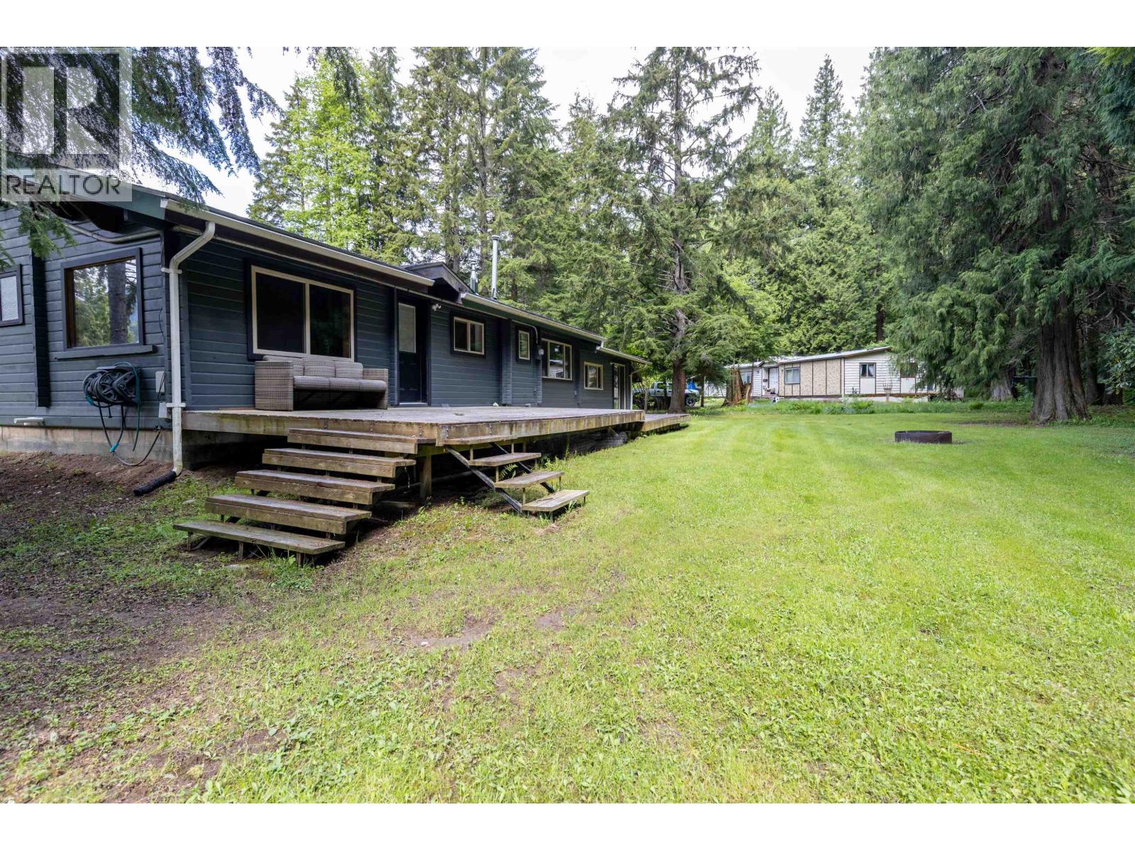 4668 MARTEN Drive, Terrace