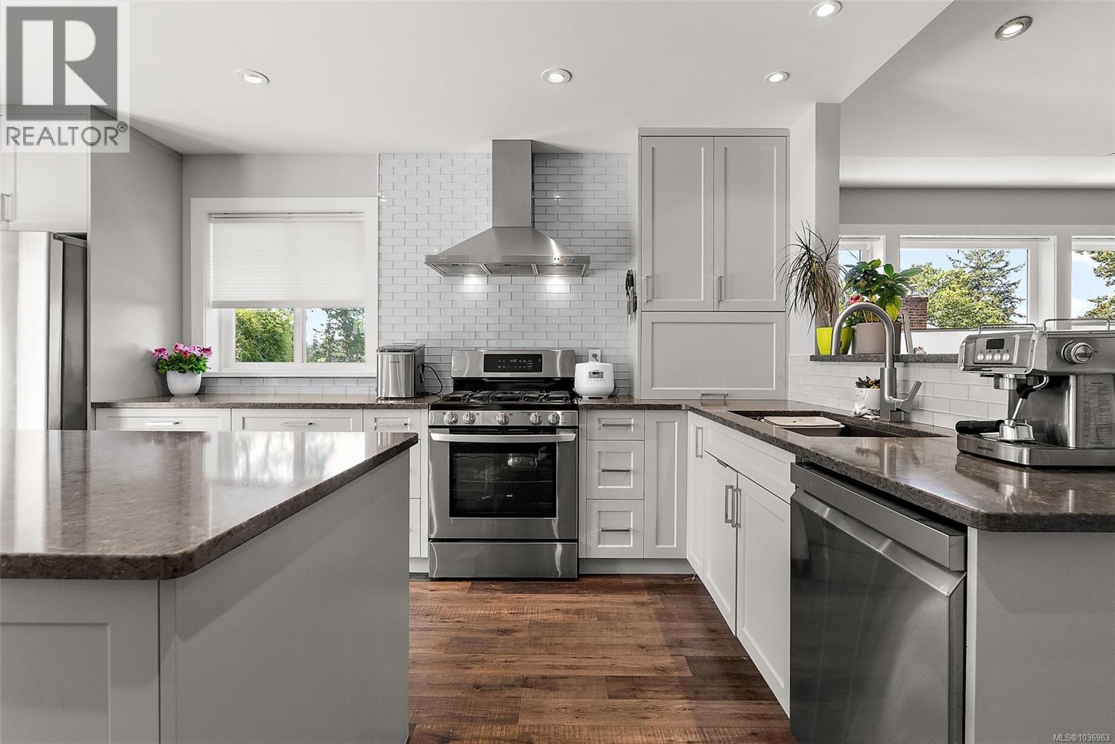  2855 Inez Drive, Saanich
