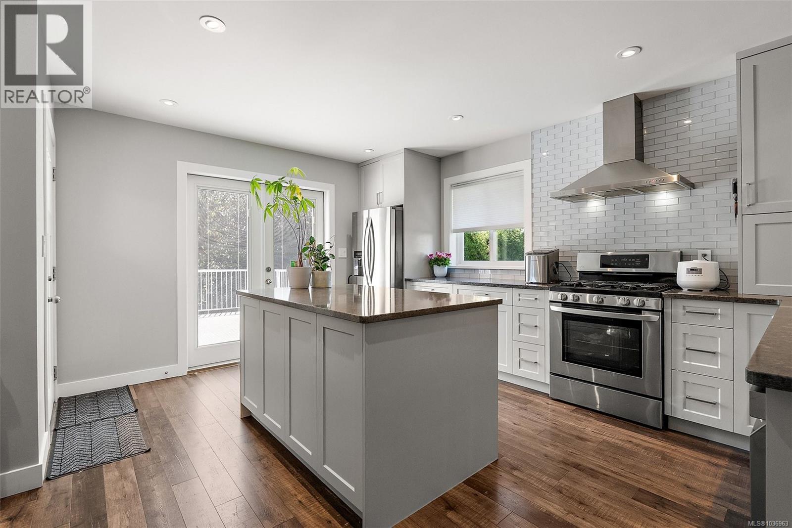  2855 Inez Drive, Saanich