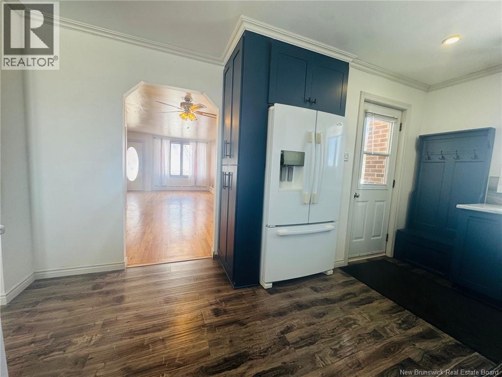 345 Victoria Street - 5