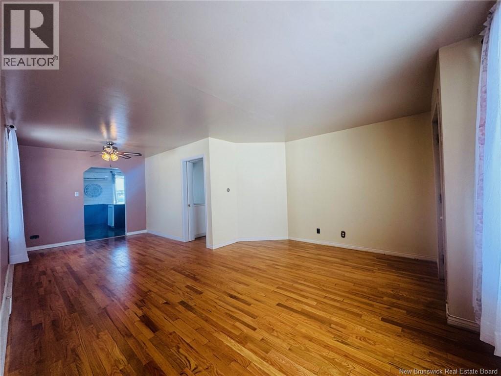 345 Victoria Street - Image 7