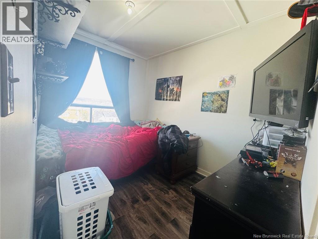 345 Victoria Street - 25