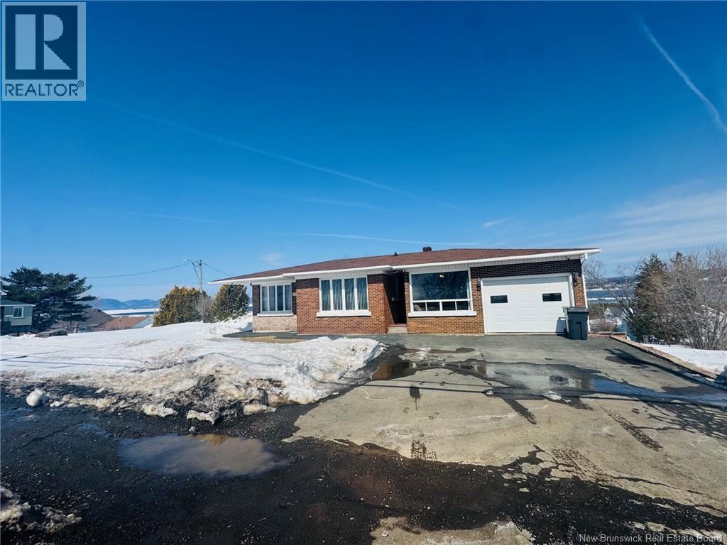 345 Victoria Street - 29