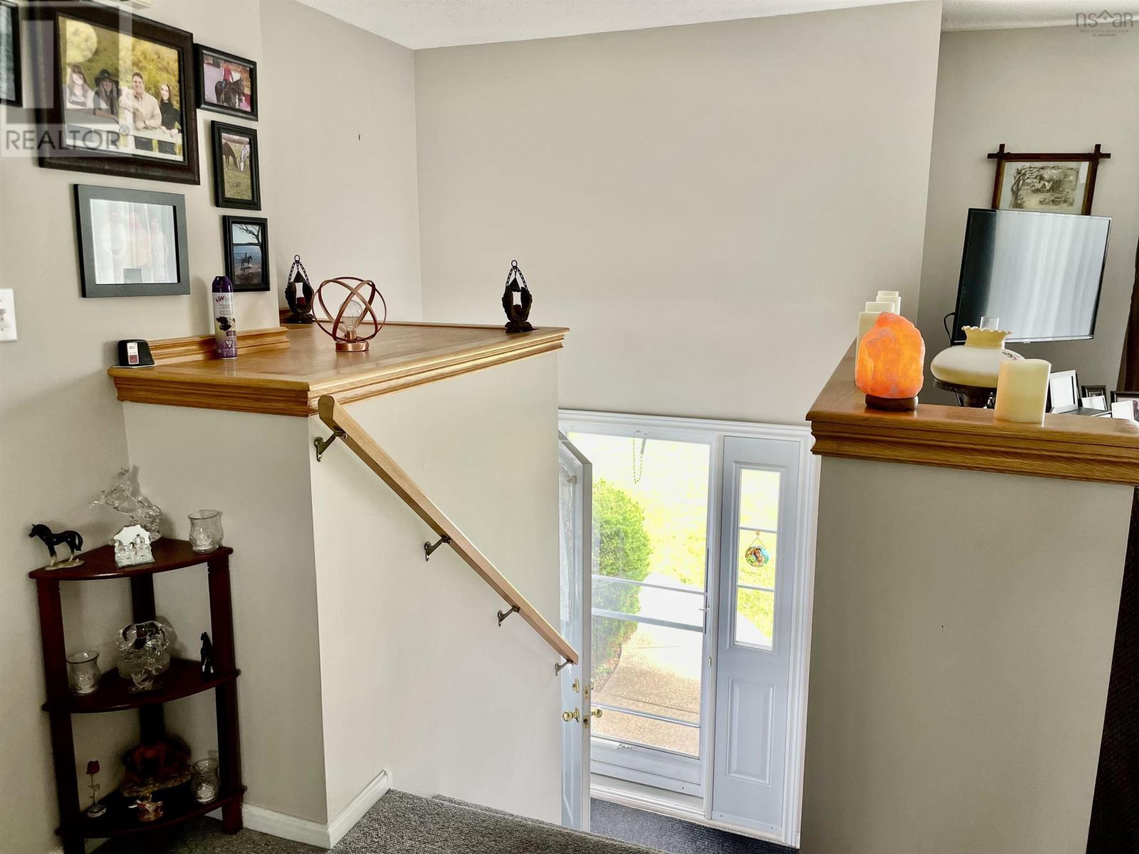 Property 8 of 14 of 122 William Street