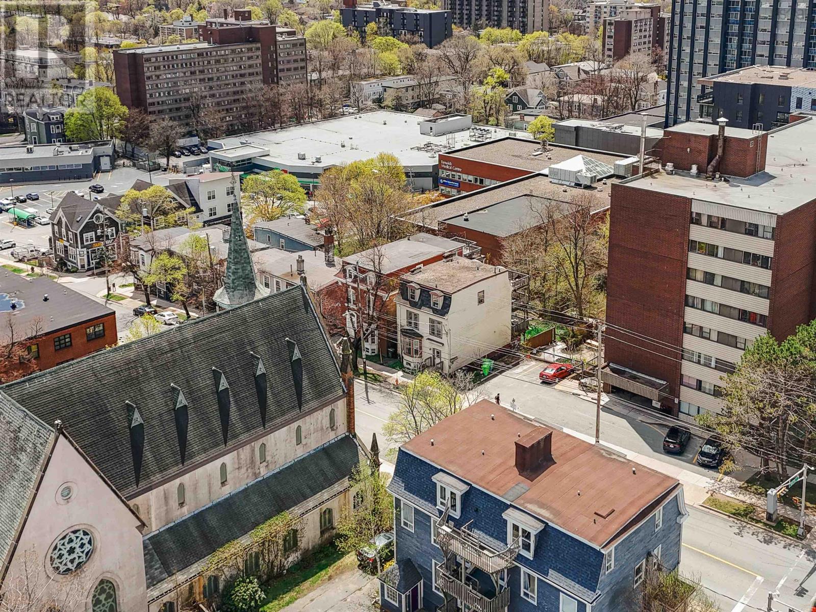 1178 Queen Street - 4