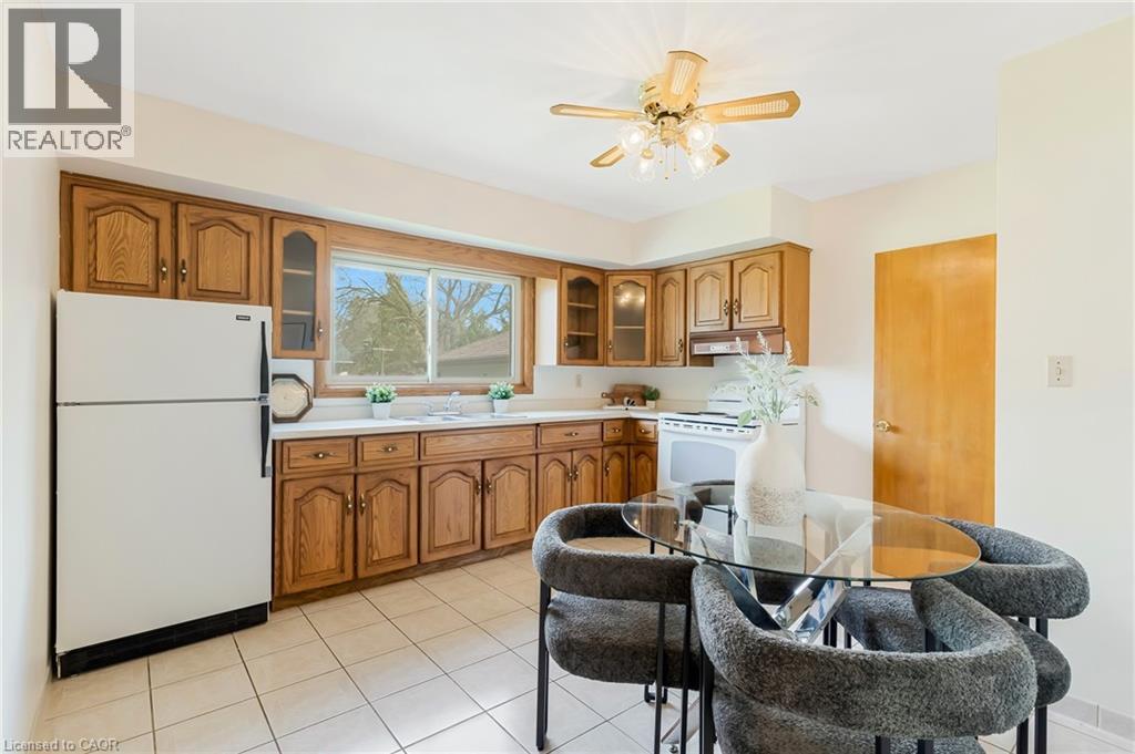 10 WESTOBY Place, Guelph, Ontario, N1E2B3 — Photo 7