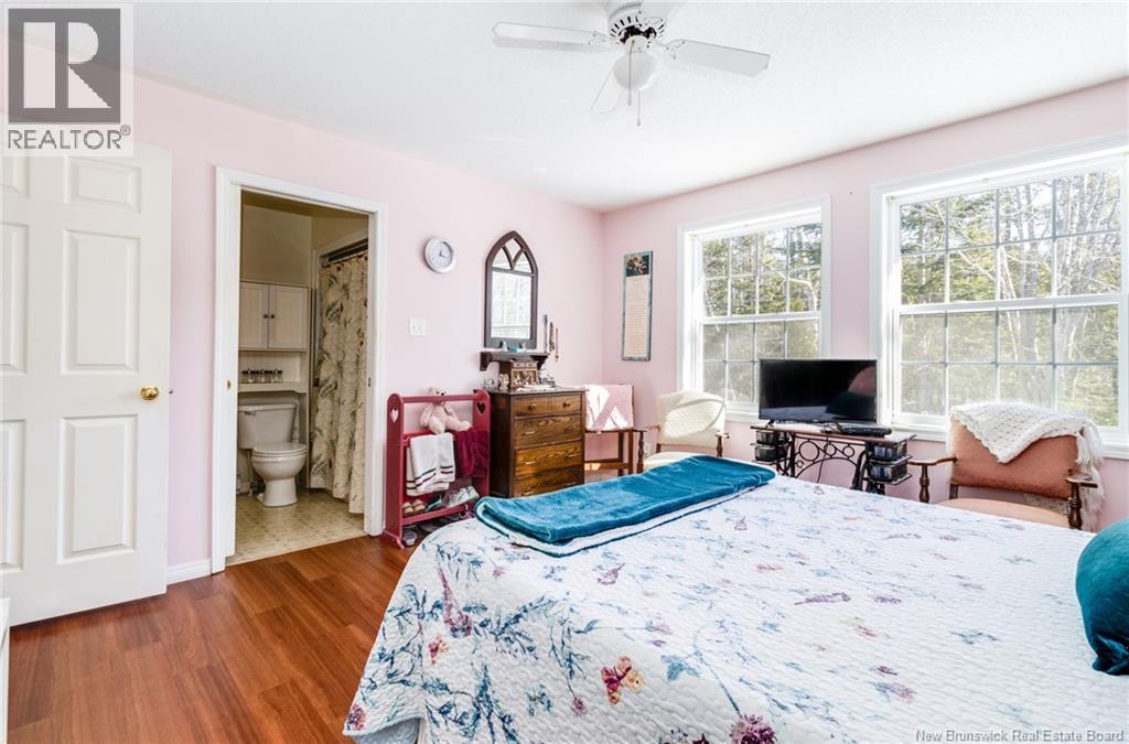 24 Kuzyk Court - 22