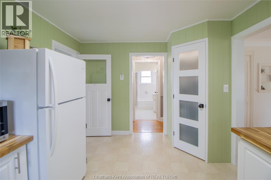 135 Alexandra AVENUE - 14