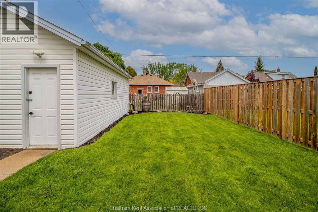 135 Alexandra AVENUE - 25