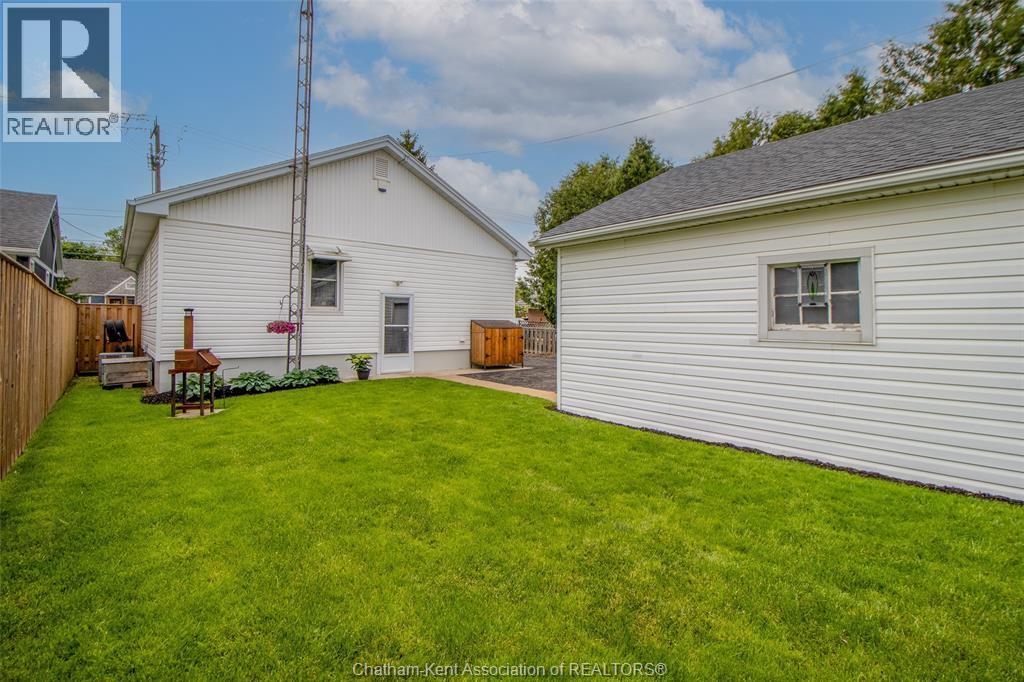 135 Alexandra AVENUE - 27