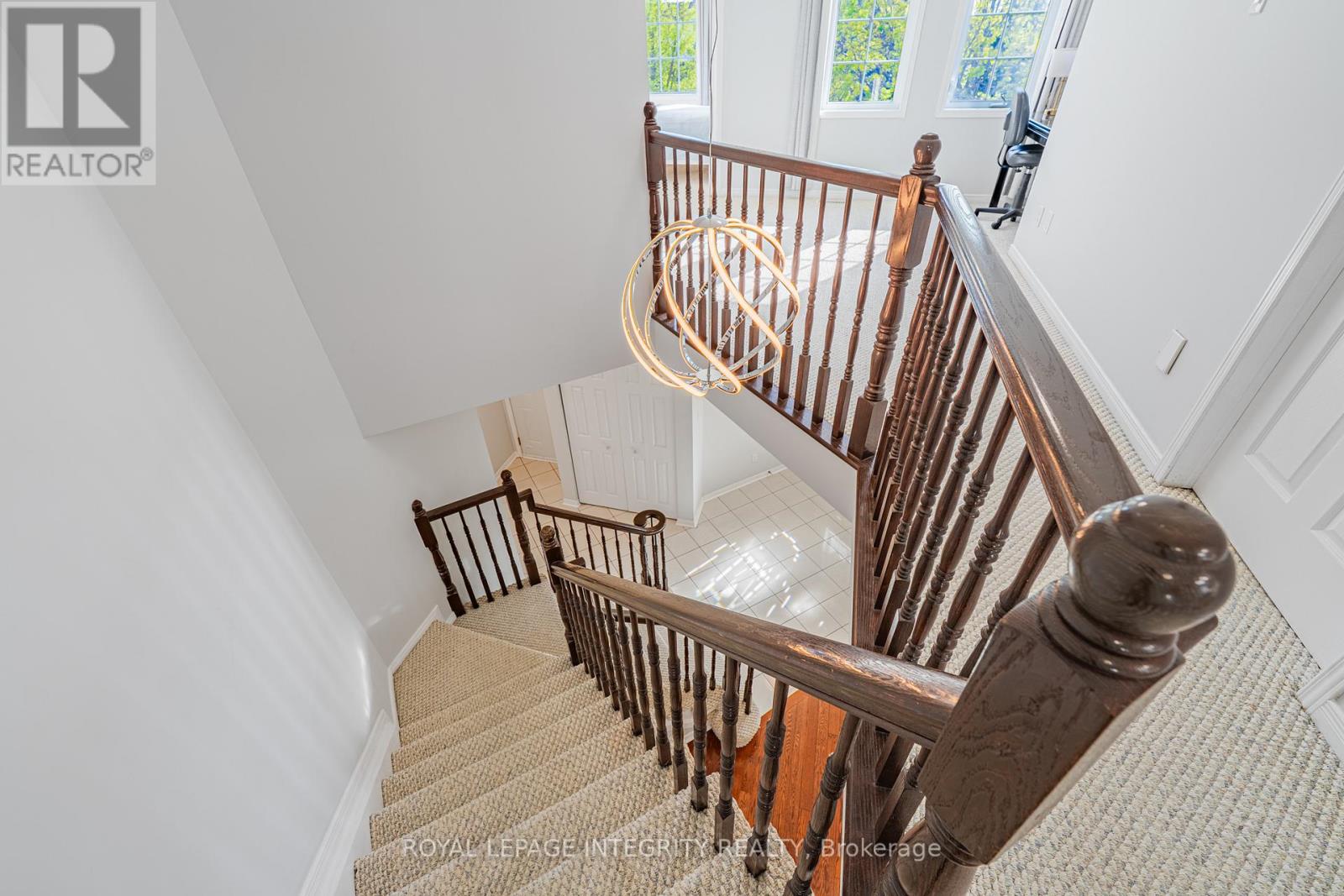 102 WHITESTONE DRIVE - 19
