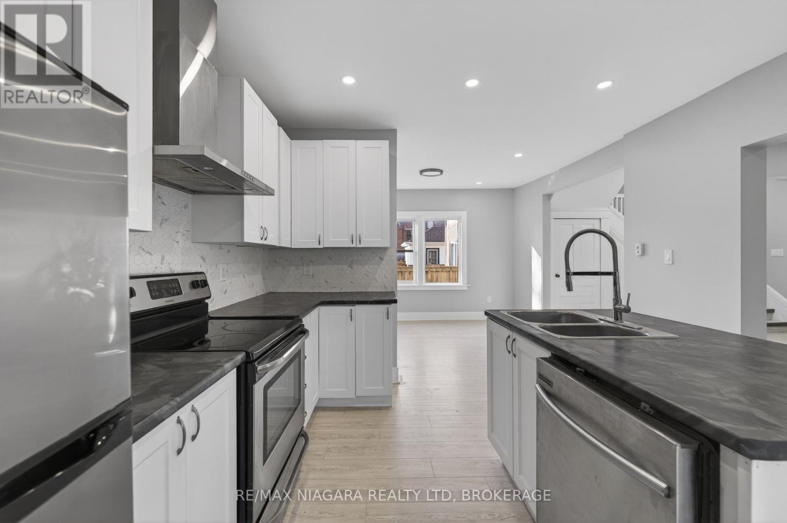 173 LAKE STREET - 17