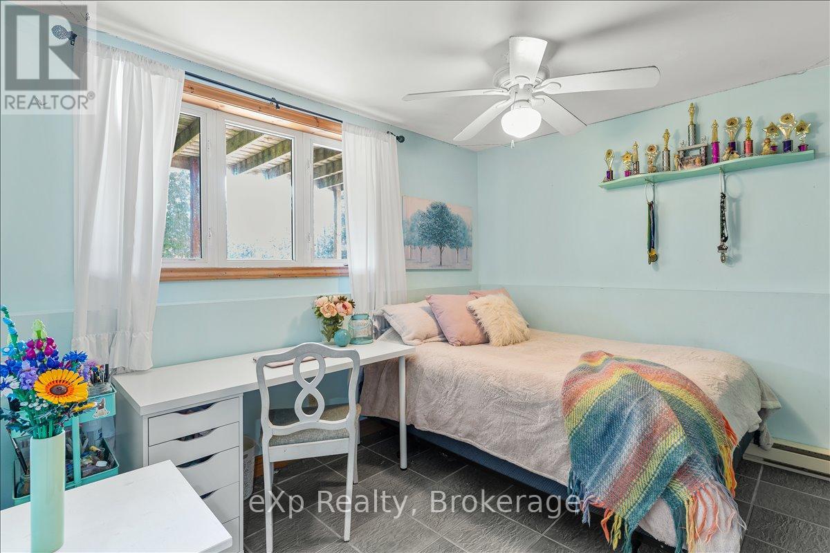 55 FORBES ROAD - 25