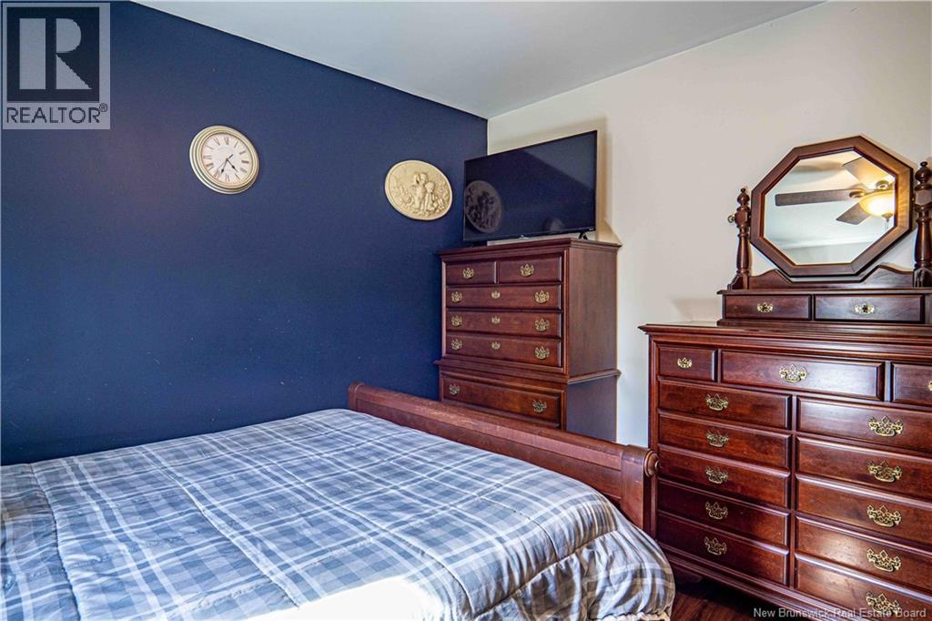 10 Edgewater Lane - 20